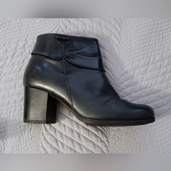 Bundle  of 5 Leather Booties all between 6.5 to 7.5 M - Picture 14 of 16